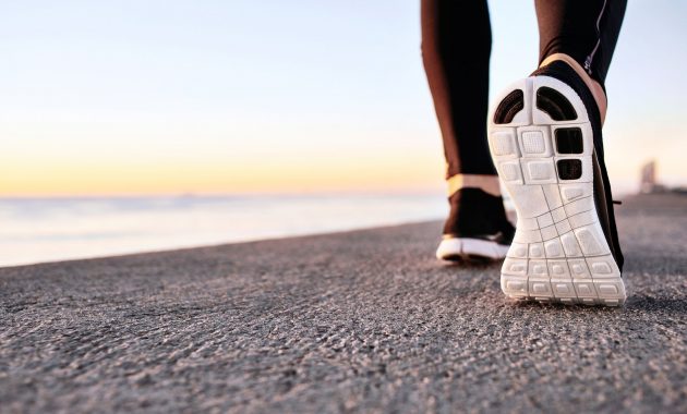 10 Surprising Health Benefits of Daily Walking
